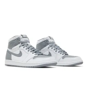Air Jordan 1 Retro High OG 'Stealth'