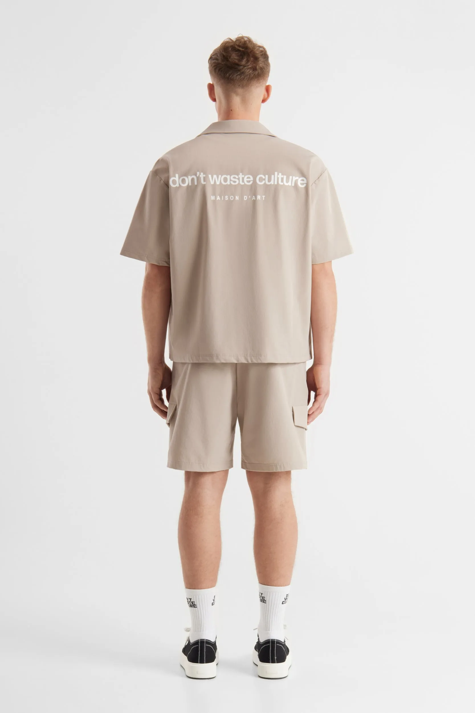Aisla | Taupe