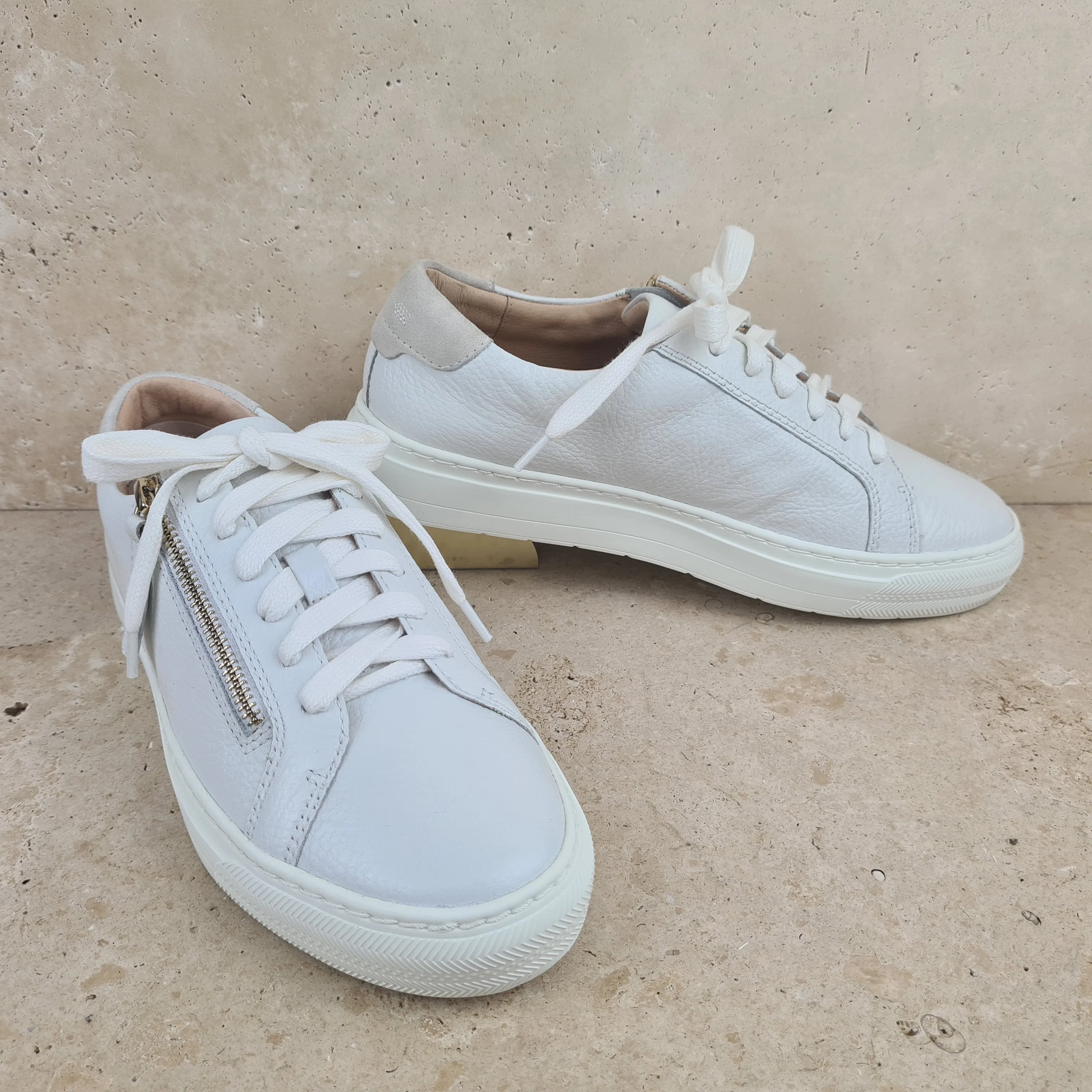 Billie White Tumbled