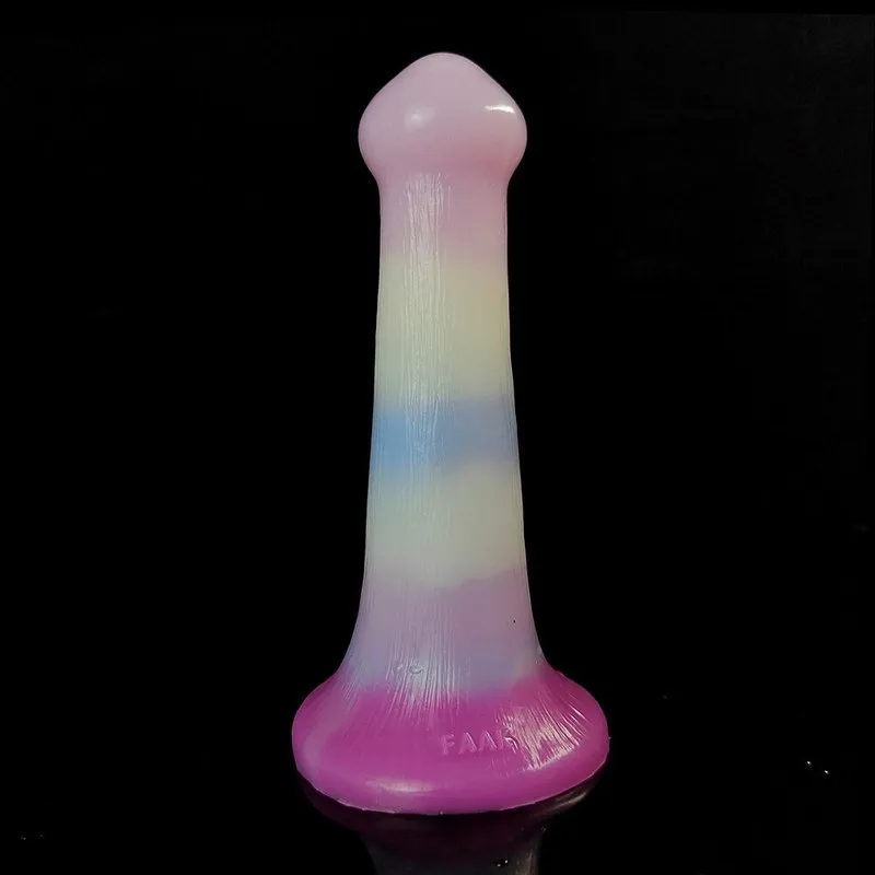 Clean-Cut Dildo Silicone