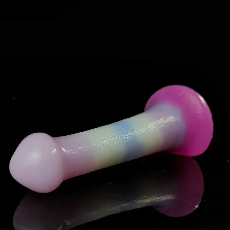 Clean-Cut Dildo Silicone