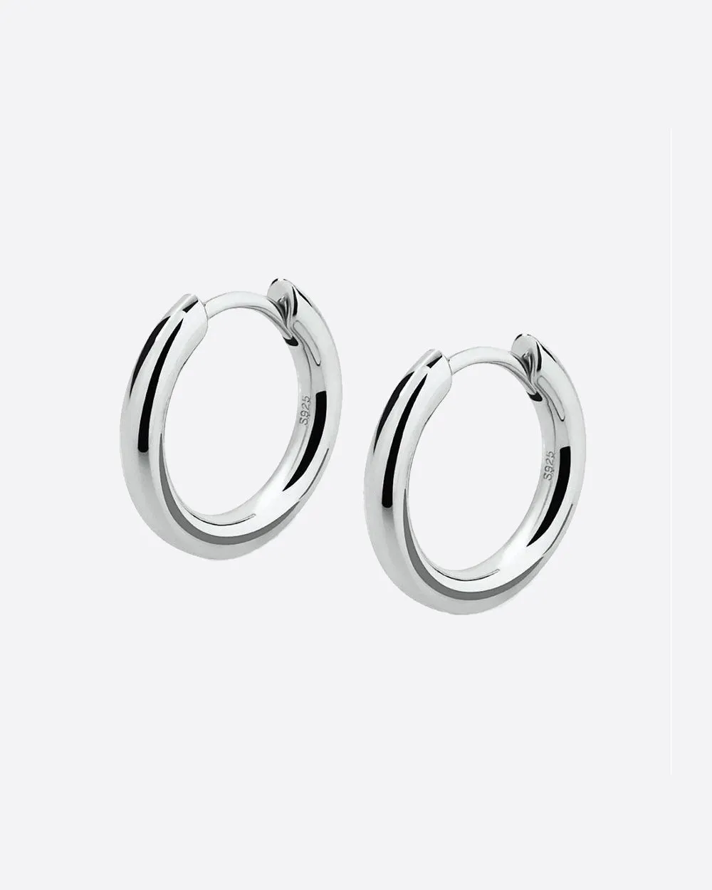 CLEAN HOOPS EARRINGS. - 12MM
