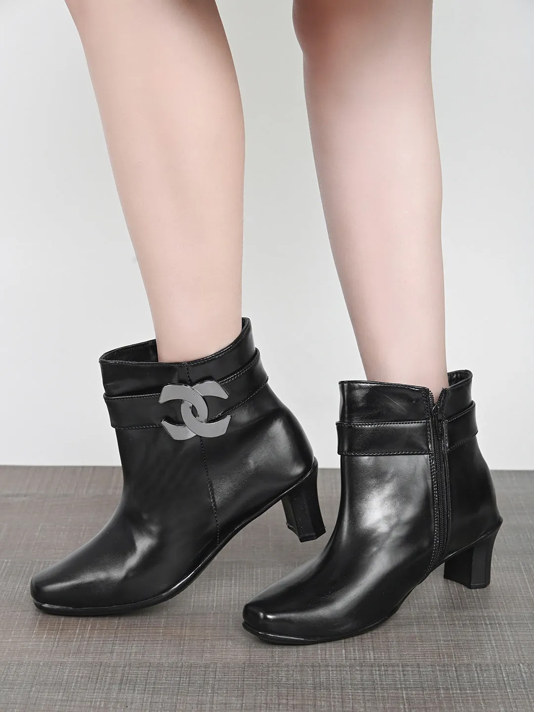Comfortable & Attractive Black Block Heel Zipper Boots