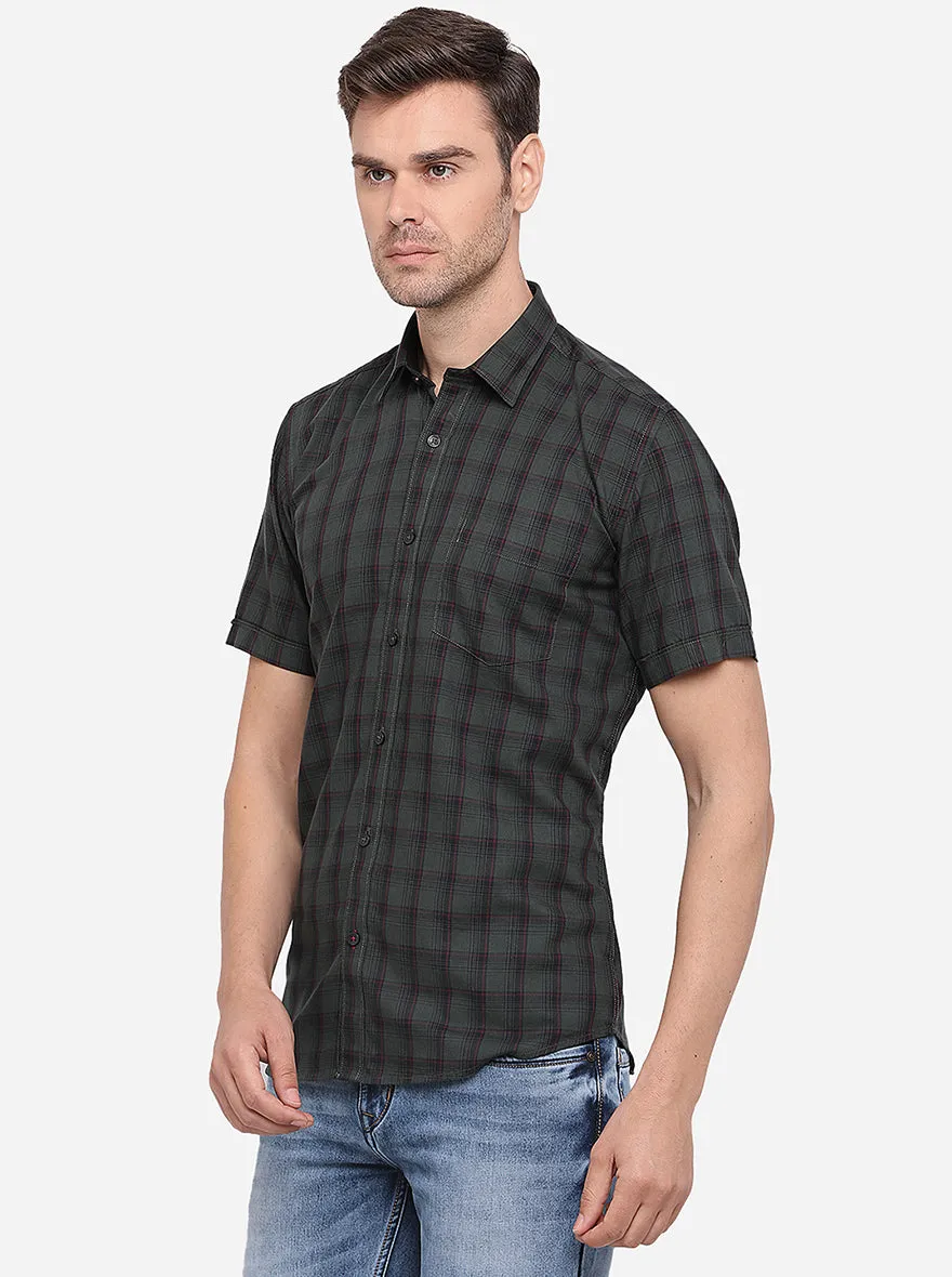 Dark Green Checked Slim Fit Semi Casual Shirt | Greenfibre