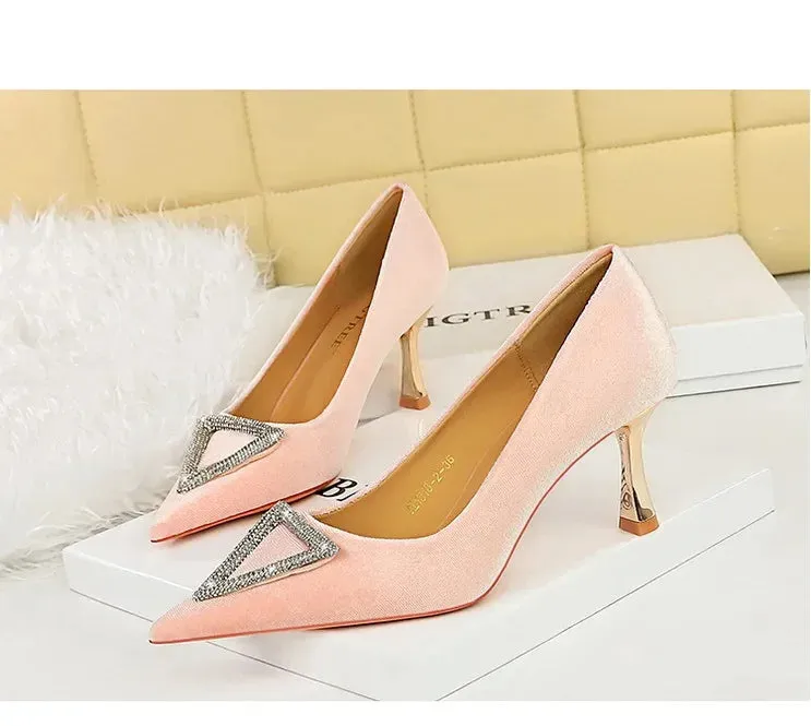Designer Women Heels Prom Pumps Lady Velvet Pointed Toe 7cm Thin High Heels Pearl Crystal Buckle Shoes