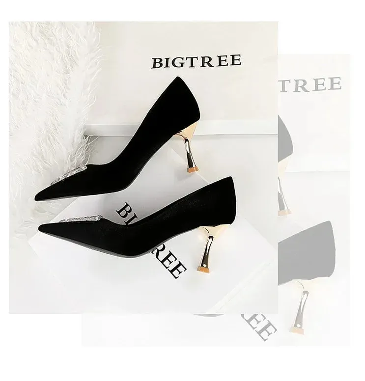 Designer Women Heels Prom Pumps Lady Velvet Pointed Toe 7cm Thin High Heels Pearl Crystal Buckle Shoes
