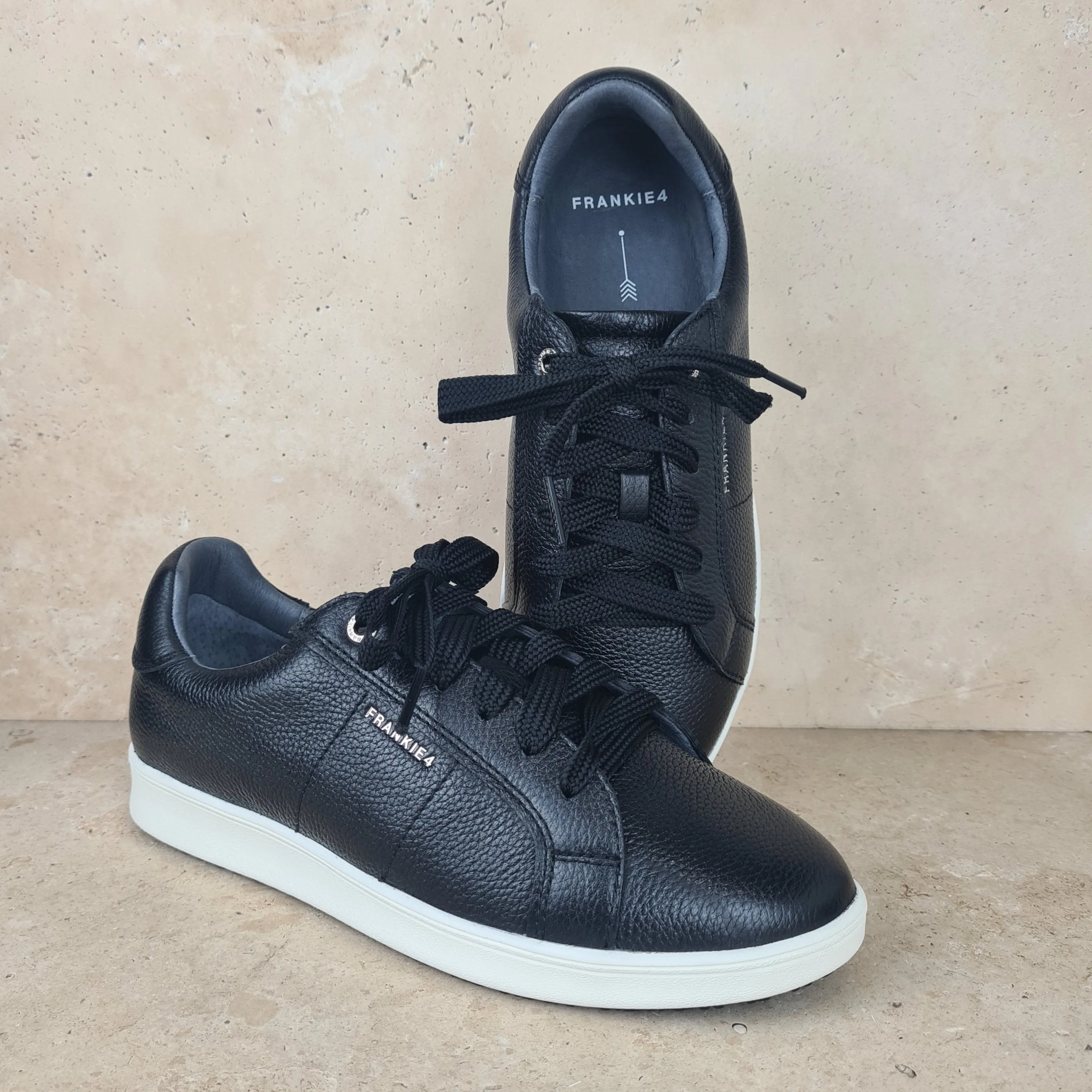 Jackie V Black Tumbled