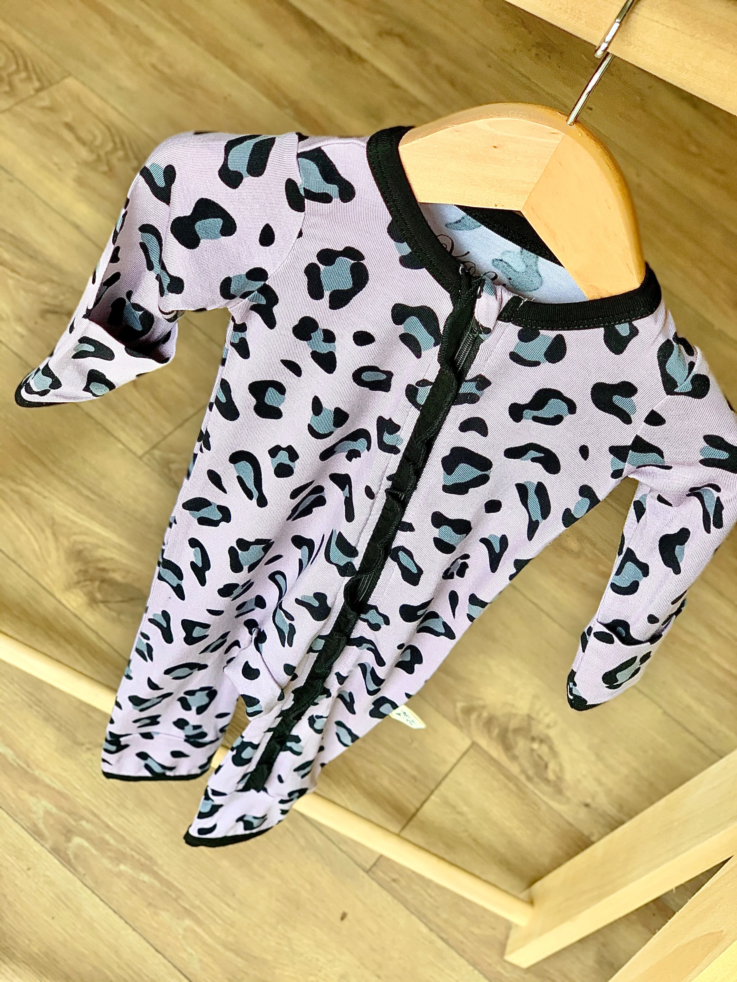 Kozi & Co Mommy   Me Ruffle Coverall w/Zipper - Lana Leopard - Pink