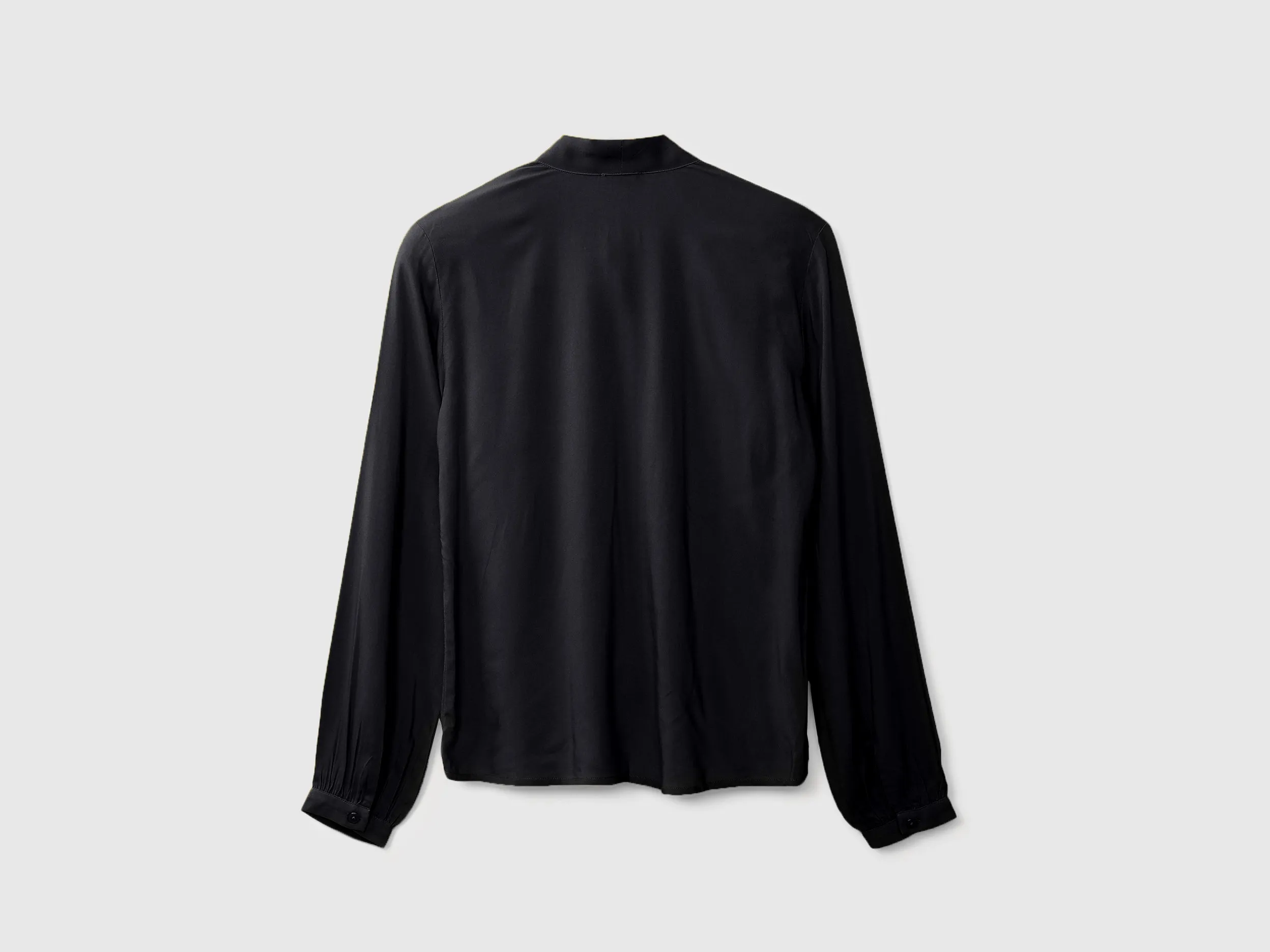Ladies Long Sleeve Solid Top