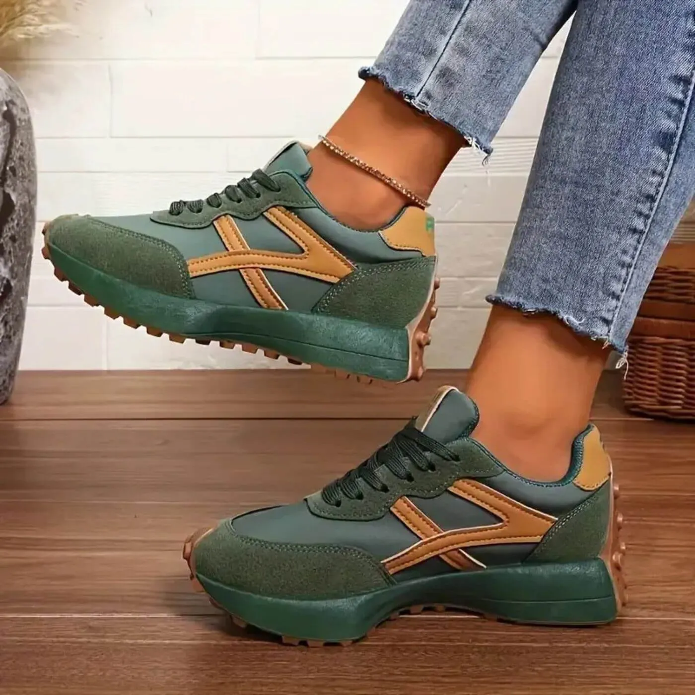 Lily - Orthopedic Sneakers