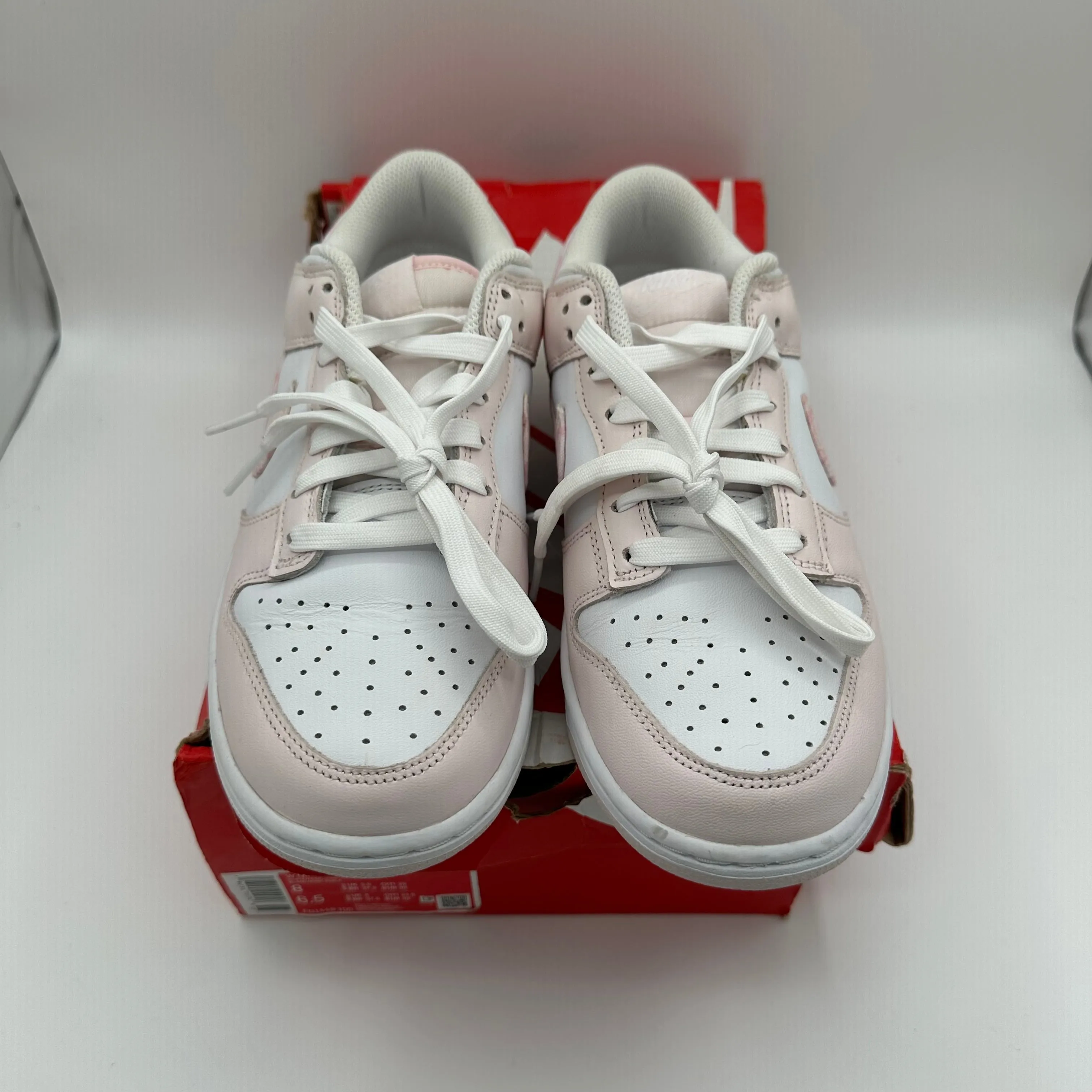 Nike Dunk Low Pink Paisley (Women’s) *pre-owned* (SIZE 8W)
