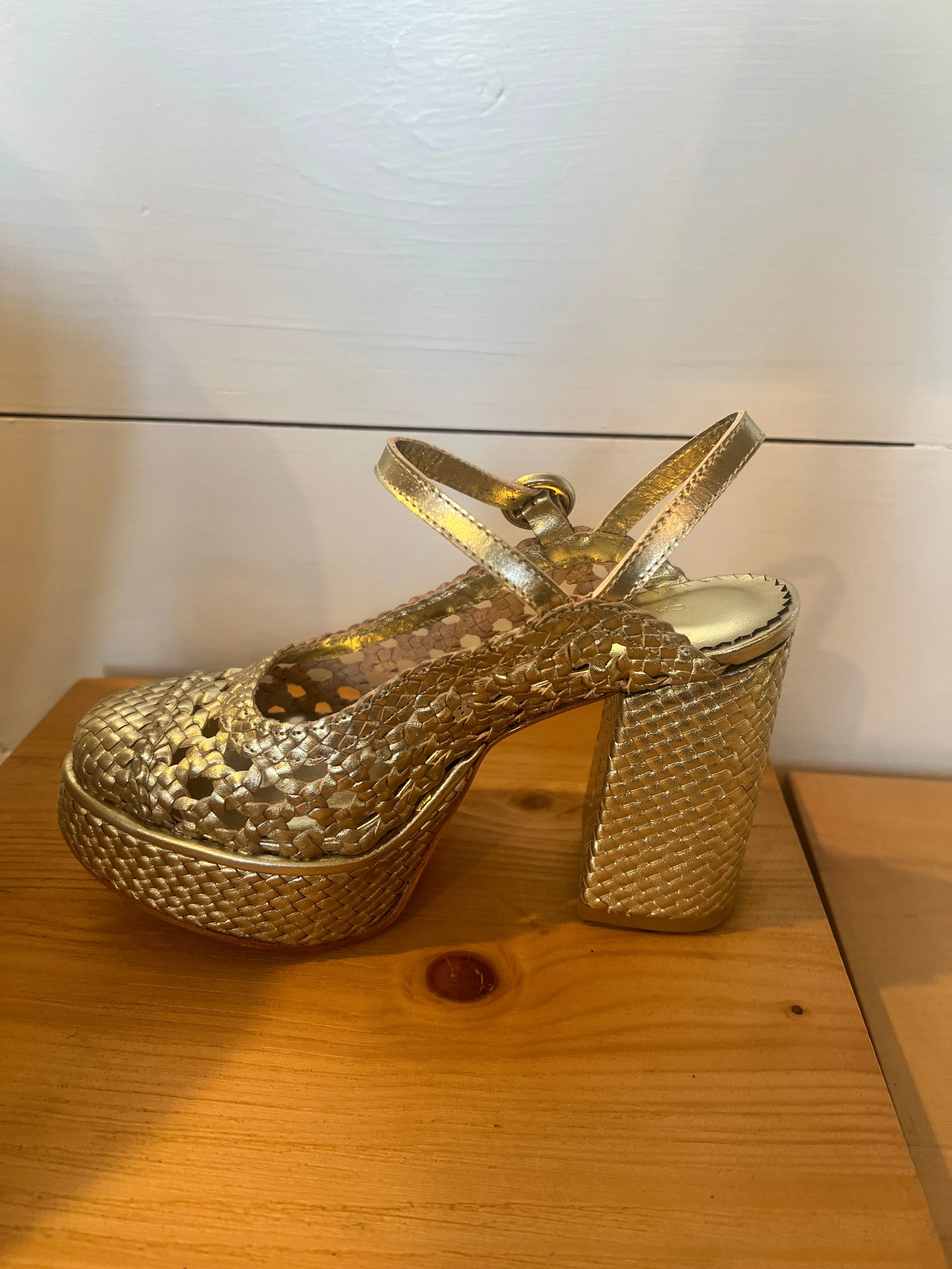 Sarah Chofakian: Frame Sandal