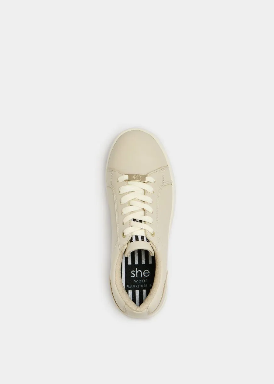 Supports 2: womens sneaker