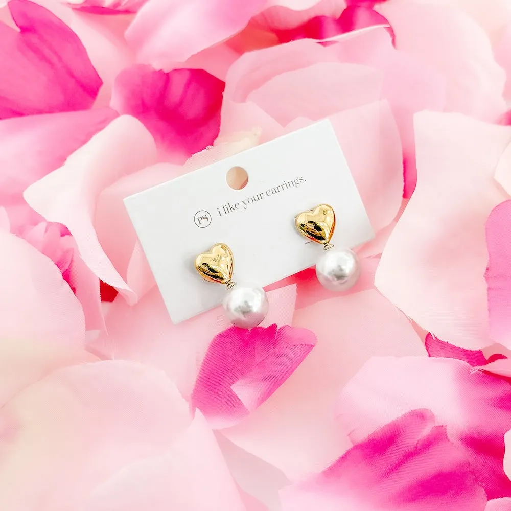 Swipe Right Pearl Heart Earrings *WATERPROOF*