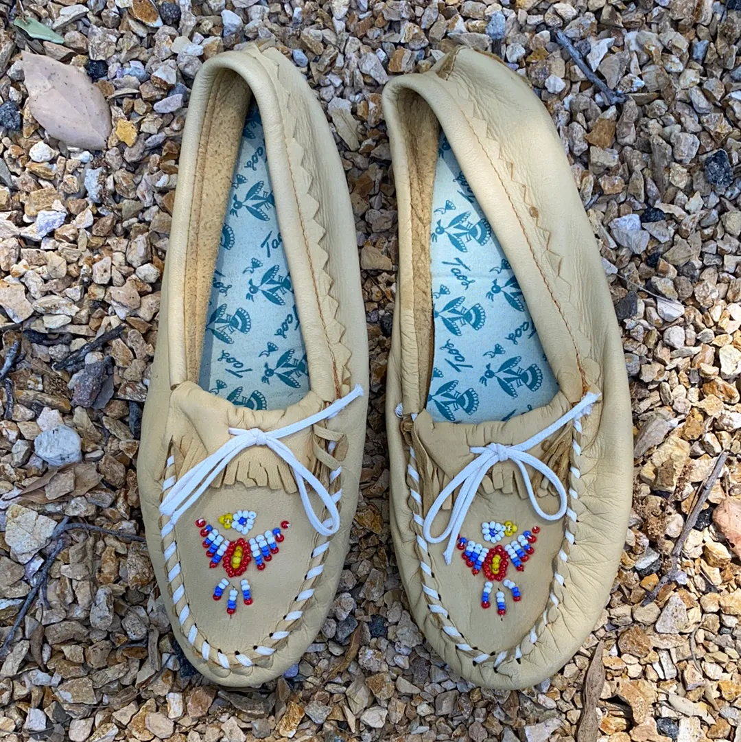 Vintage Taos Mox Deer Skin Moccasins