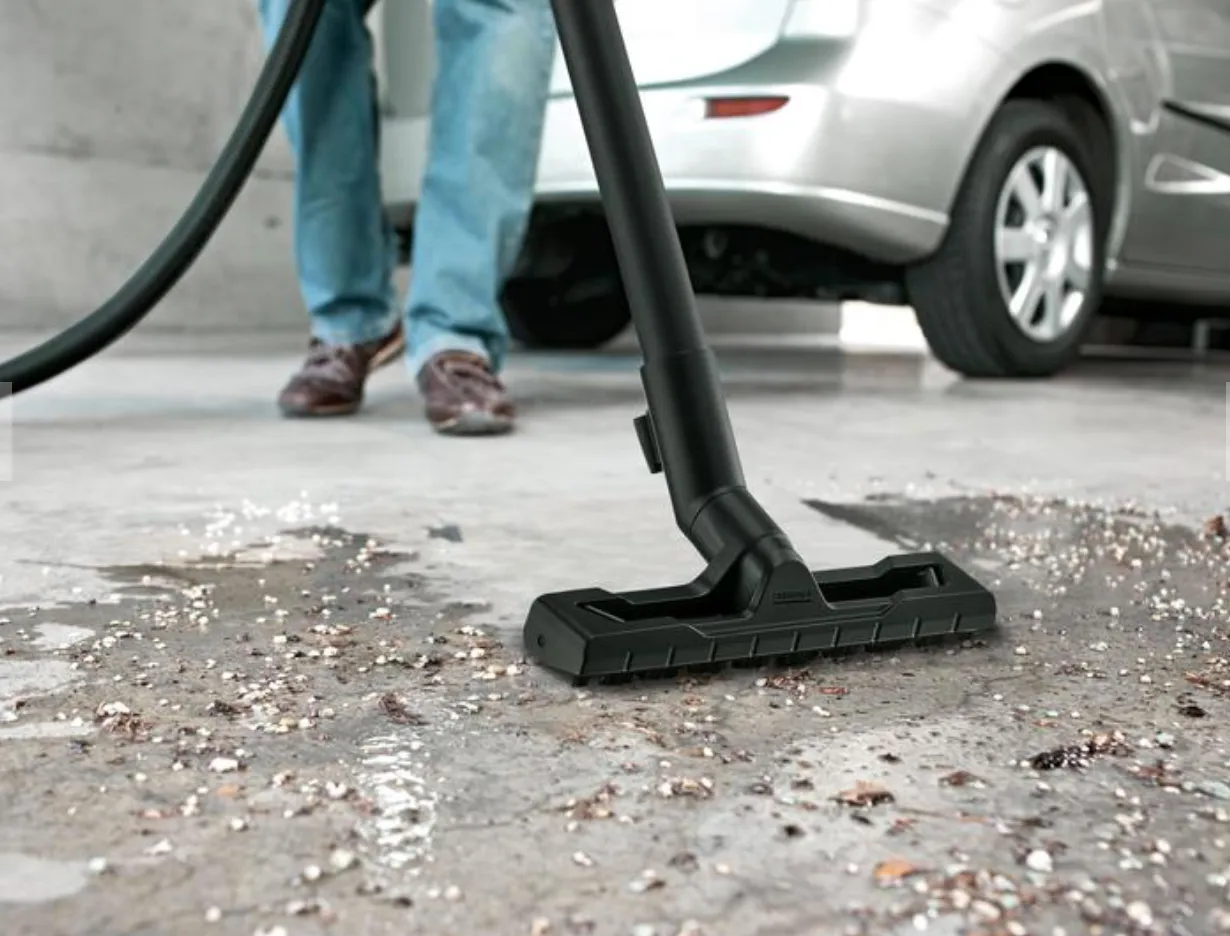 WD 2 WET AND DRY VACUUM CLEANER (Kärcher)